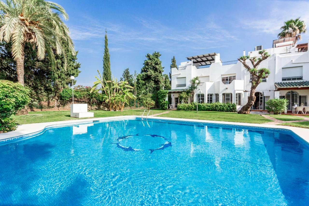 Mini Motel At Los Naranjosgc Marbella Exterior foto
