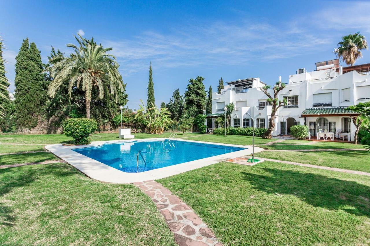 Mini Motel At Los Naranjosgc Marbella Exterior foto